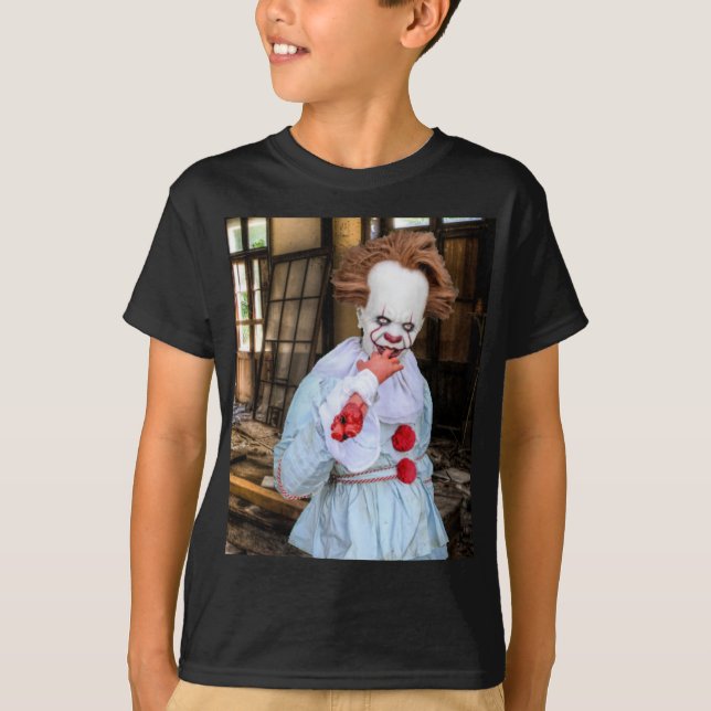 T-shirt Halloween effrayant. (Devant)