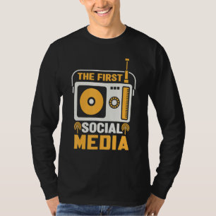 T-shirt Ham Radio Le Premier Amateur Les Médias Sociaux Ra