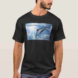 T-shirt Hangar de l'avion suspendu à l'aéroport Go Hang yo