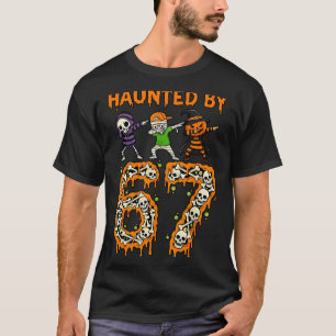 T-shirt Hanté par un squelette de Halloween qui fait le da