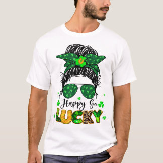 T-shirt Happy Go Lucky Messy Bun Shamrock Jour de la Saint