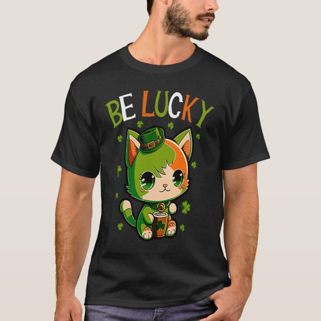T-shirt Happy St Patrick's Day Be Lucky Cat and Shamrocks (Devant)