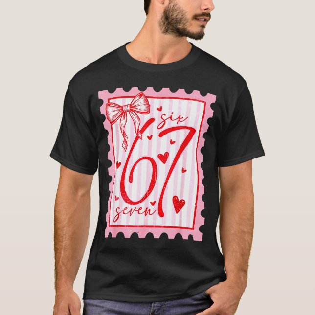 T-shirt Happy Valentine’s Day 67 Meme Hearts Coquette Bow  (Devant)