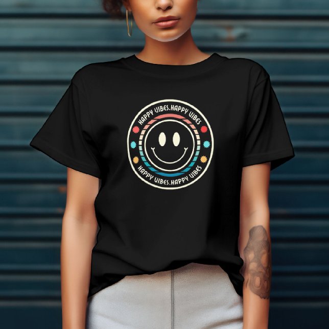 T-Shirt Happy Vibes – Rayonner de Joie  (Créateur téléchargé)