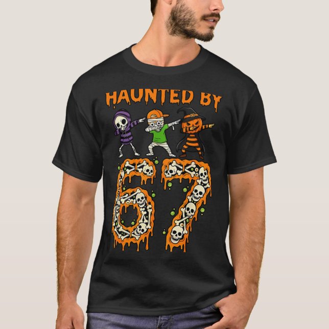 T-shirt Haunted By 6-7 Halloween Skeleton Dabbing Meme Men (Devant)