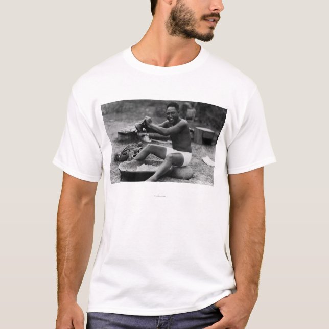T-shirt Hawaï - taro de broyage d'homme pour faire le POI (Devant)