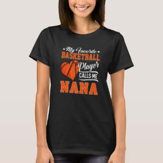 T-shirt Heart My Favori Basketball Player Me Appelle Nana