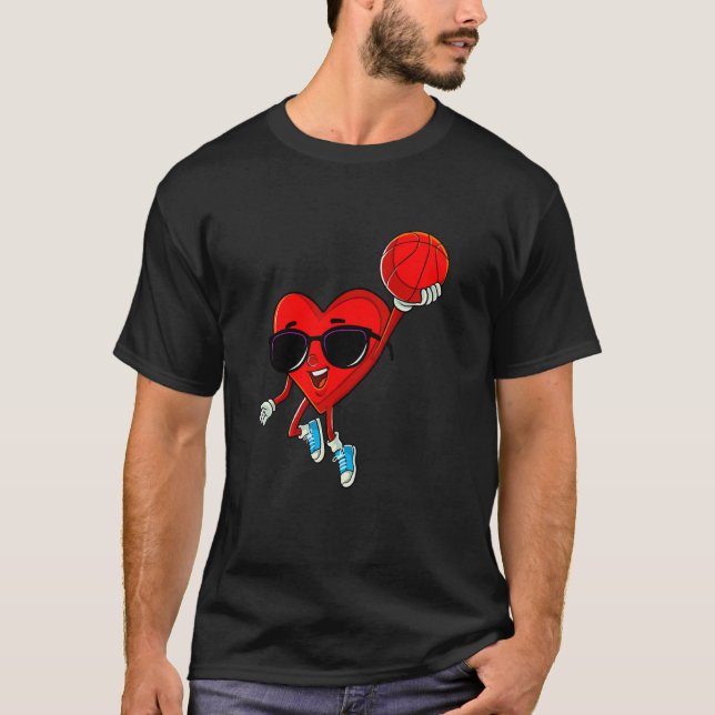 T-shirt Heart Playing Basketball Cute Valentines Day Sport (Devant)