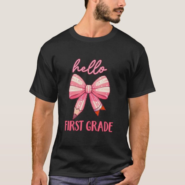 T-shirt Hello First Grade Pencil Bow Coquette Bow Retour à (Devant)