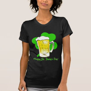 T-shirt heureux de tasse de bière de jour de St