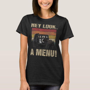 T-shirt Hey Look A Menu Retro Bear Camping