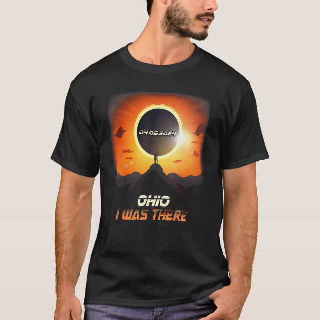 T-shirt Hiking Outdoors Total Solar Eclipse 2024 Ohio (Devant)