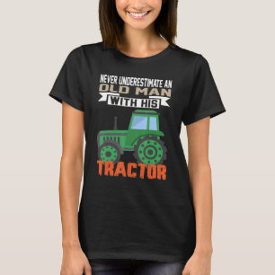 T-shirt Homme âgé avec un tracteur Conducteur de ferme Vin