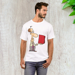 T-shirt Homme Regardant Une Boîte