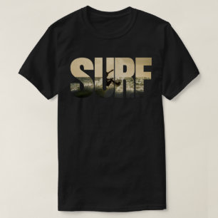 T-shirt Homme sur une planche de surf