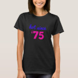 T-shirt Hot depuis 75 Funny 48th Birthday cadeau Iu2019m H<br><div class="desc">Hot depuis 75 Funny 48th Birthday cadeau Iu2019m Hot</div>