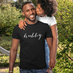 T-shirt Hubby Moderne Blanche Script Black Mens