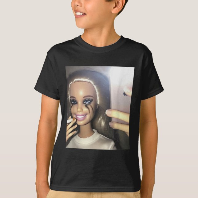 T-shirt Humour foncé Poupée Fumer Selfie Parodie (Devant)