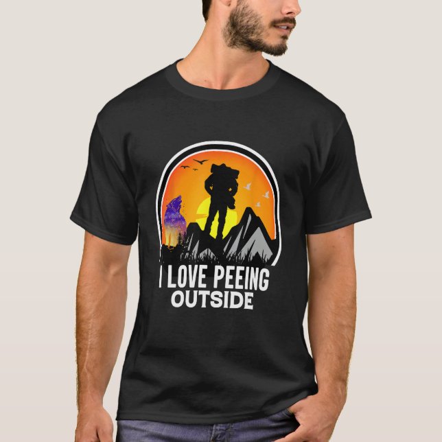 T-shirt I Love Peeing Outside Hiking Sunset Retro Outdoor  (Devant)