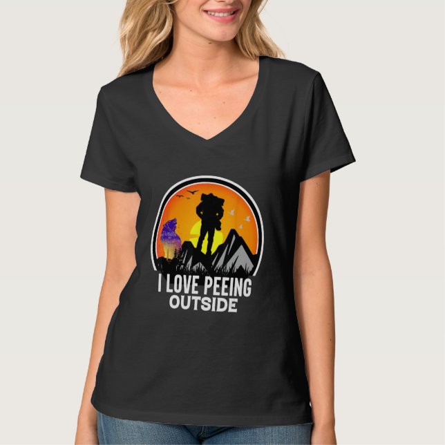 T-shirt I Love Peeing Outside Hiking Sunset Retro Outdoor  (Devant)