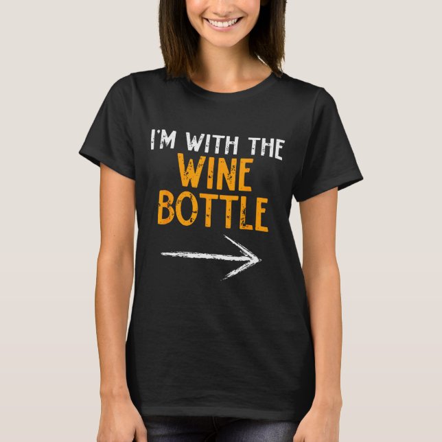 T-shirt I’m With The Wine Bottle Halloween Matching Couple (Devant)