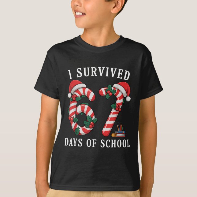 T-shirt I Survived 67 Days Of School Christmas Candy Cane  (Devant)