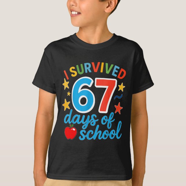 T-shirt I Survived 67 Days Of School Funny Meme Teacher St (Devant)