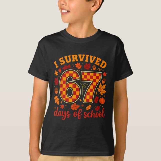 T-shirt I Survived 67 Days Of School Funny Teacher Thanksg (Devant)