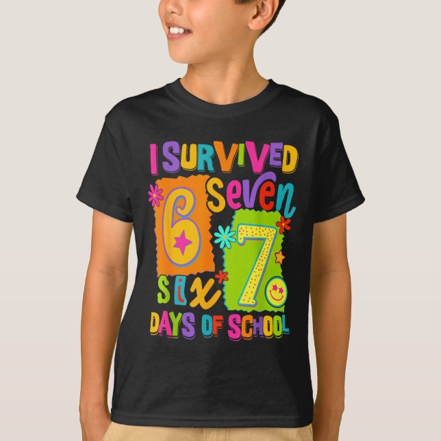 T-shirt I Survived 67 Days Of School Six Seven Teachers St (Devant)