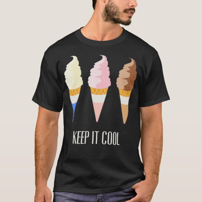 T-shirt Ice Cream Cone   Vanilla Chocolate Strawberry  (Devant)