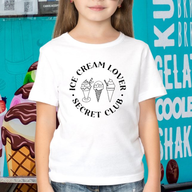 T-shirt Ice Cream Lover Secret Club Enfants (In-context, girl in front of ice cream shop)