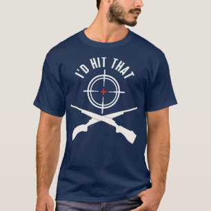 T-shirt ID frapper cette cible d'argile de tir