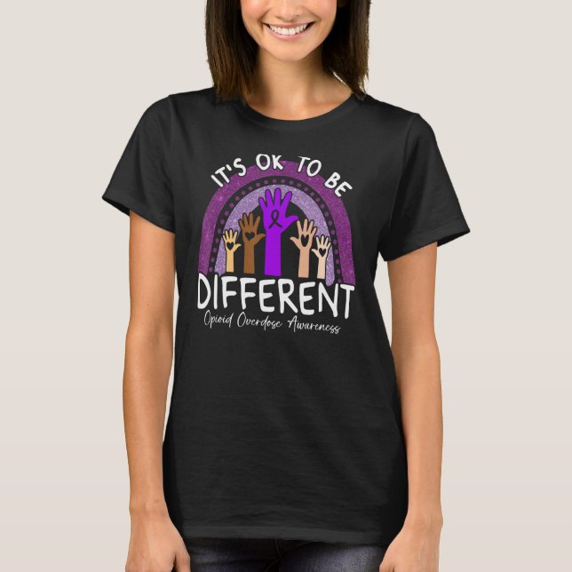 T-shirt Il est acceptable d'être différent de la sensibili (Devant)