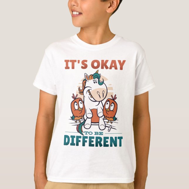 T-shirt Il est bon d'être différent Invitation (Devant)