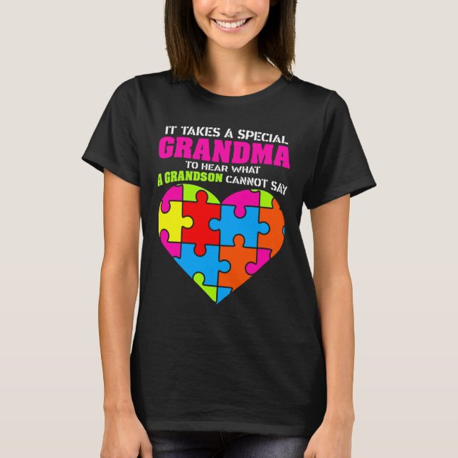 T-shirt Il Faut Un Autisme Spécial De Grand-Mère (Devant)
