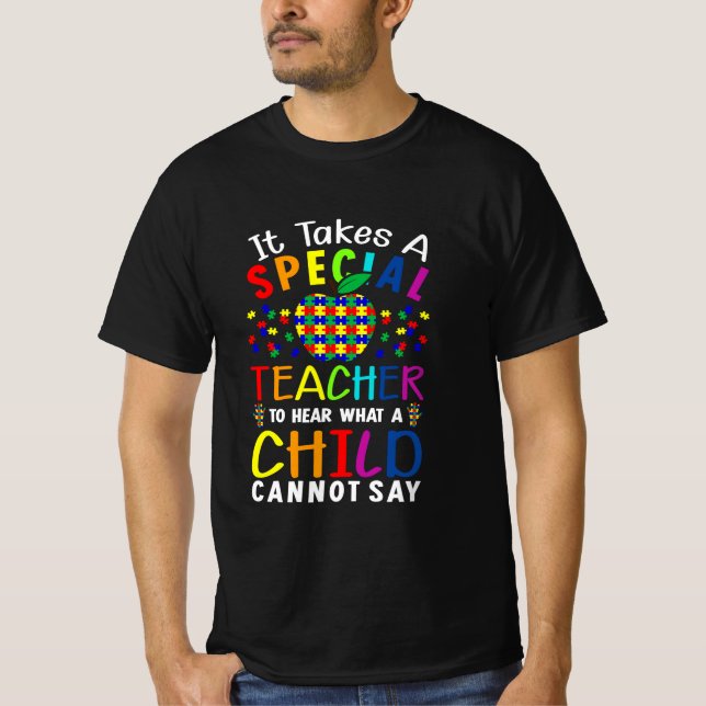 T-shirt Il Faut Un Enseignant Spécial (Devant)