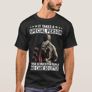 T-shirt Il Faut Une Personne Spéciale Pour Prendre Des Ris