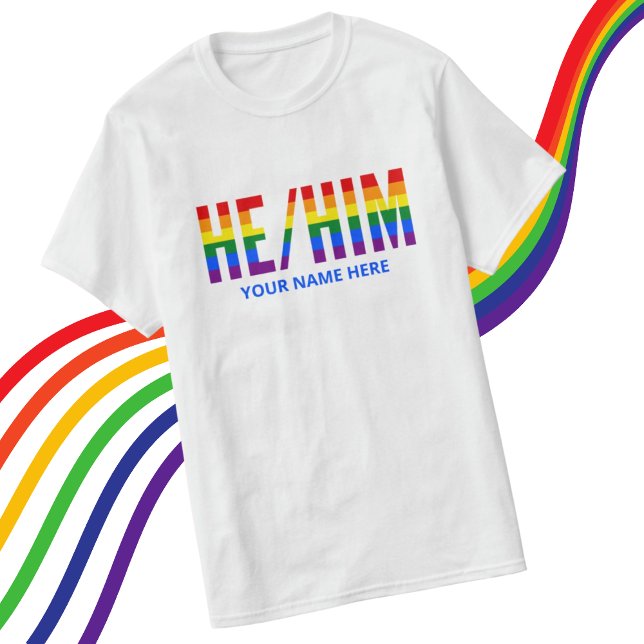 T-shirt Il Pronounounes dans LGBTQ Rainbow Pride Stripes (Créateur téléchargé)