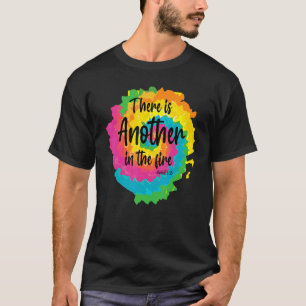 T-shirt Il y a un autre dans l'Écriture du feu Religieux 2