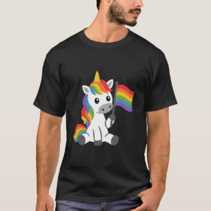 T-shirt Illustration de licorne de conte de fée arc-en-cie