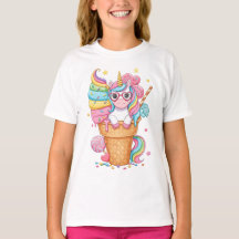 Illustration de licorne mignonne dans un cône de g