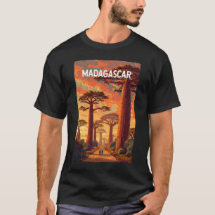 T-shirt Illustration de voyage artistique vintage de Madag