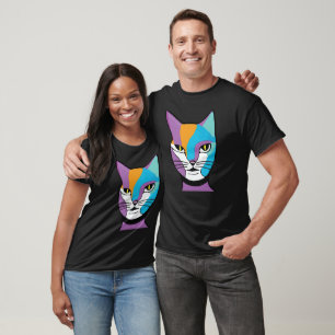 T-shirt Illustration d'une femme de chat colorée