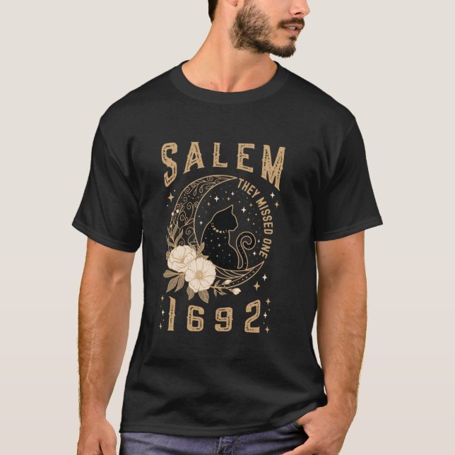 T-shirt Ils Ont Manqué Un 1692 Procès-Sorcière Salem Chat  (Devant)