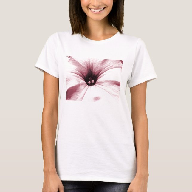 T-shirt Image rose fanée de macro de fleur (Devant)