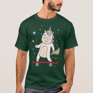 T-shirt Imaginaire Horse Unicorne sur le skateboard