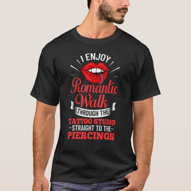 T-shirt Implants dermiques de piercing corporel Nez Oreill (Devant)