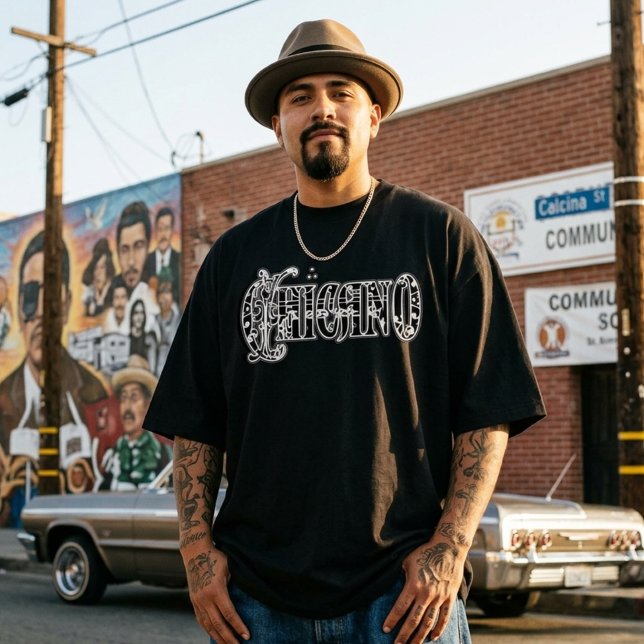 T-Shirt imprimé bandana Chicano (Chicano Bandana Print T-Shirt)