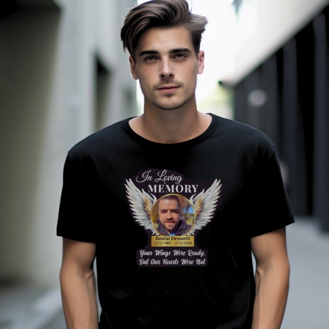 T-shirt In Love Memory Angel Wings Photo Memorial (In Loving Memory Angel WIngs Photo Memorial T Shirt Remembrance Keepsake Celebration of Life Grief
)