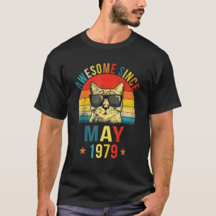 T-shirt Incroyable depuis mai 1979 43e anniversaire Chat